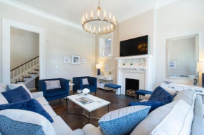Modern Victorian Retreat-Minutes to Derby